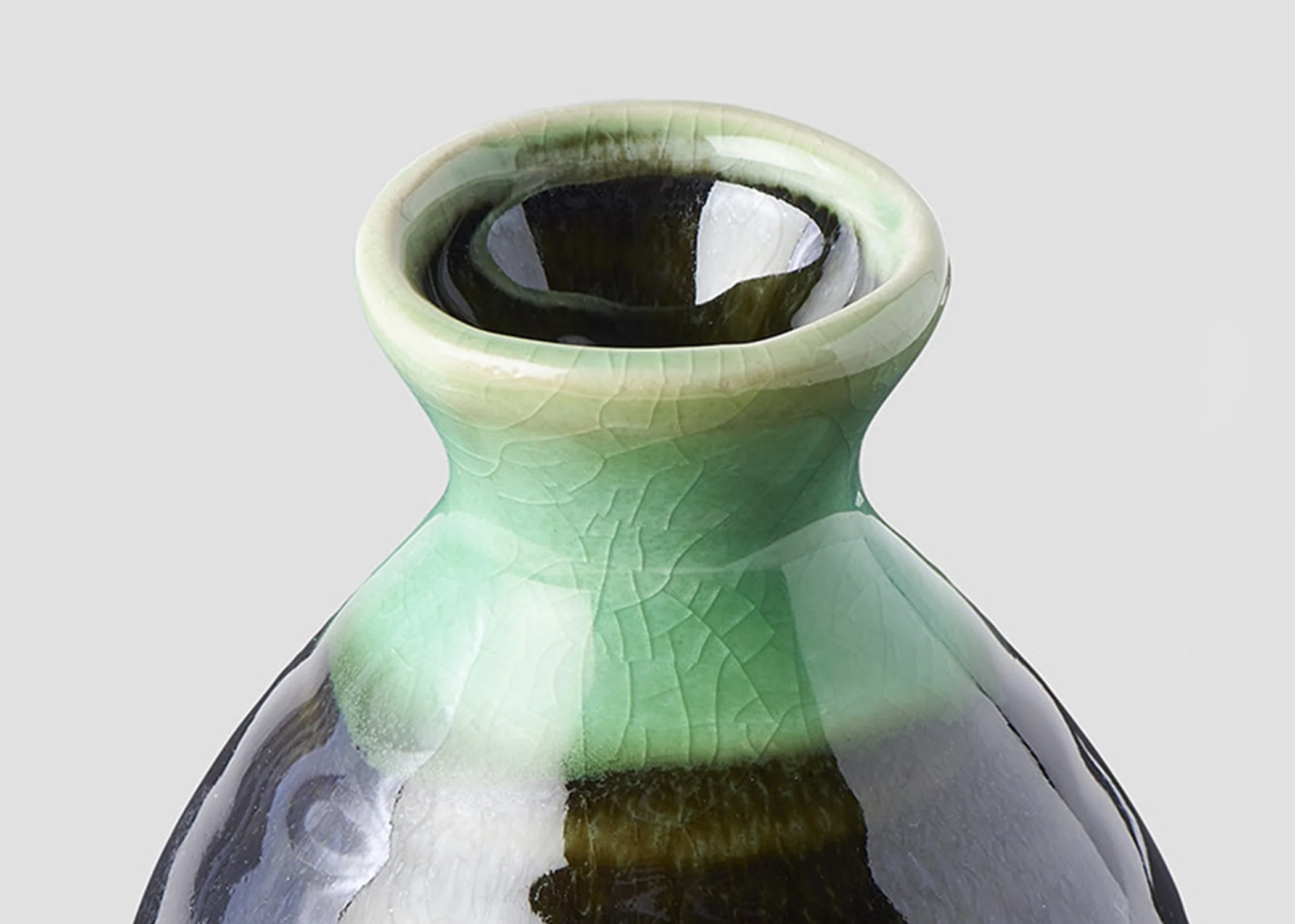 Sake Jug in Black and Green - Image 3